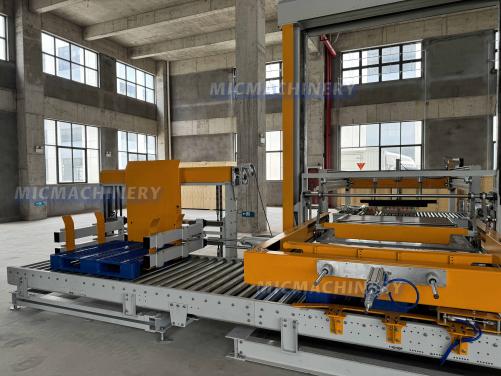 Case Palletizing Robot