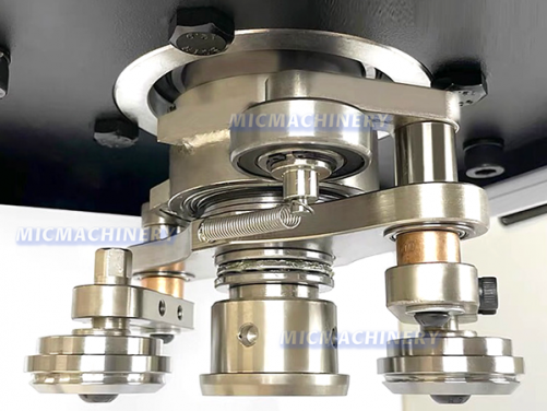 MIC Semi Automatic Juice Can Capping Machine