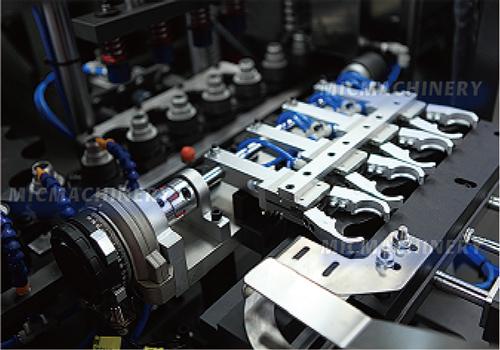 MIC-0.8L-6000A Bottle Blow Molding Machine