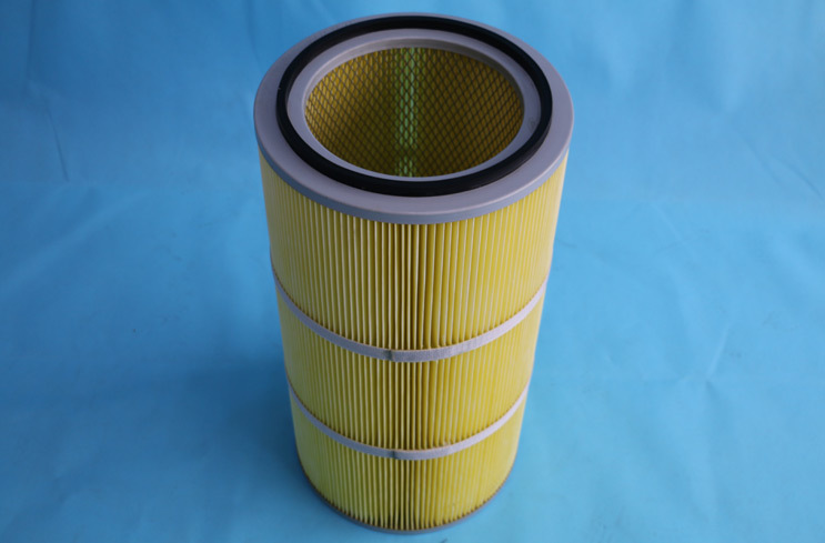 Polyester oil and water resistant filter material