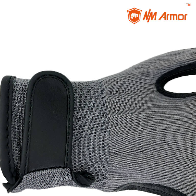 EN388:2131X Grey nylon coated black foam latex safety working gloves-NM1350F-M