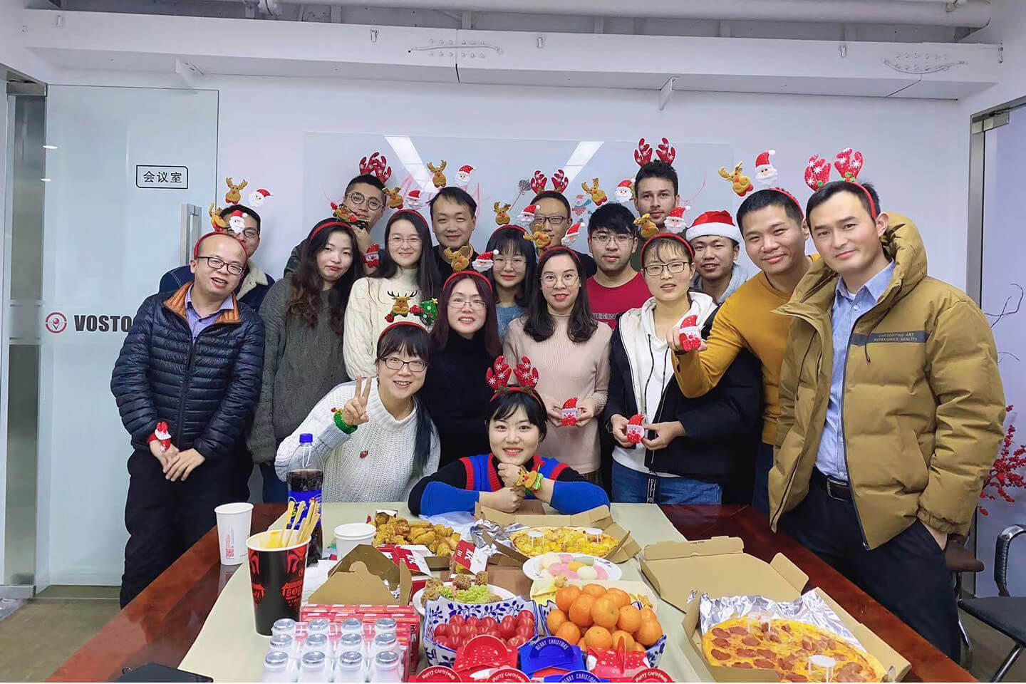 On December 25,2019,our company held a Christmas celebration event. Merry Chritmas!