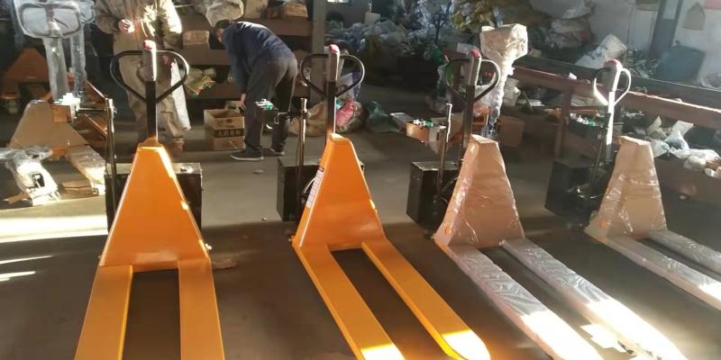 hand pallet trucks were exported to Indonesia on 18th, Nov.