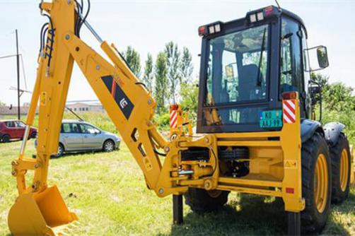 BACKHOE LOADER CLG777A_S