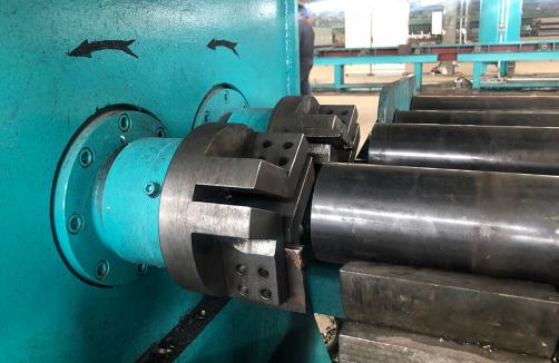 End Facing and Beveling Machine