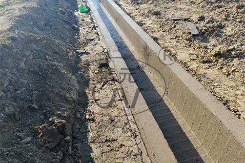 Rectangle shape Ditch lining machine
