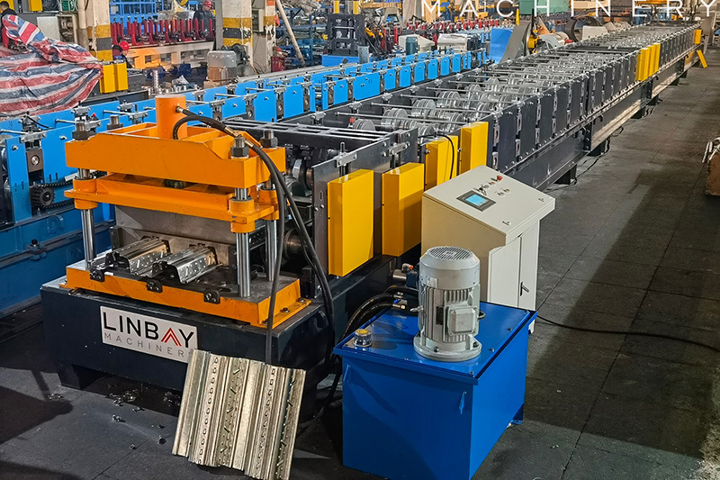 LINBAY-Exportación de Máquina TR80 Metal Deck a Irak