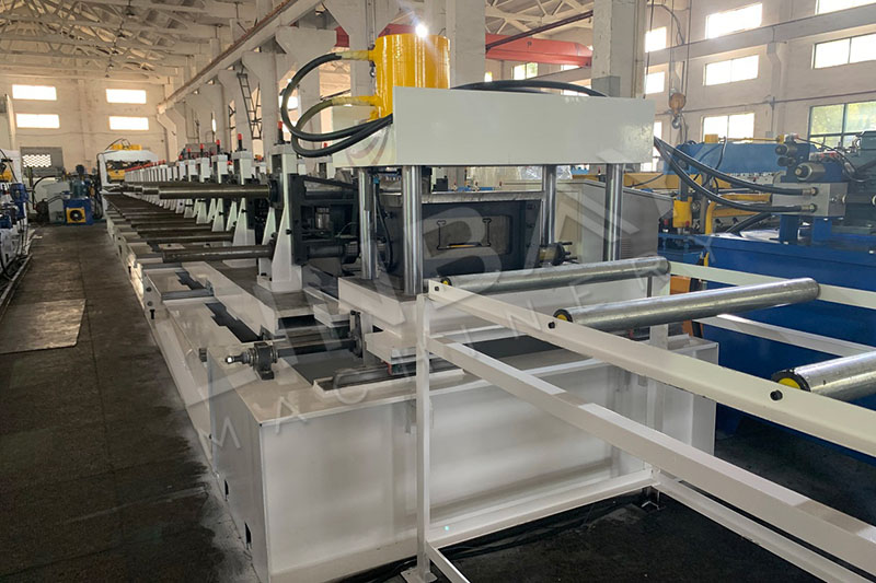 Linbay- Exportación de la máquina perfiladora de bandeja de cable / escalera de cable a Indonesia