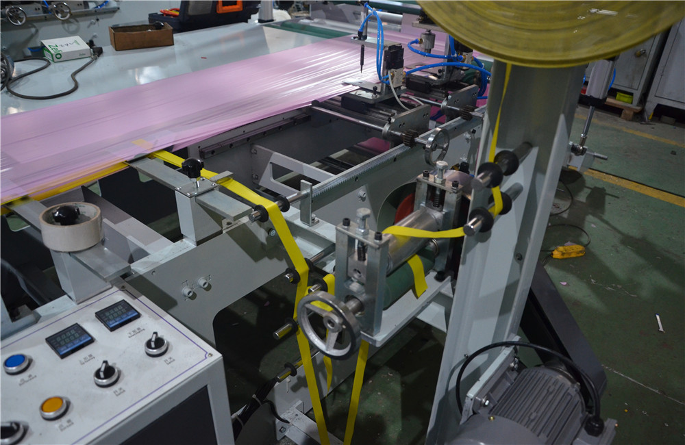 Semi-Automatic Star Seal Perforated Bag On Roll Making Machine