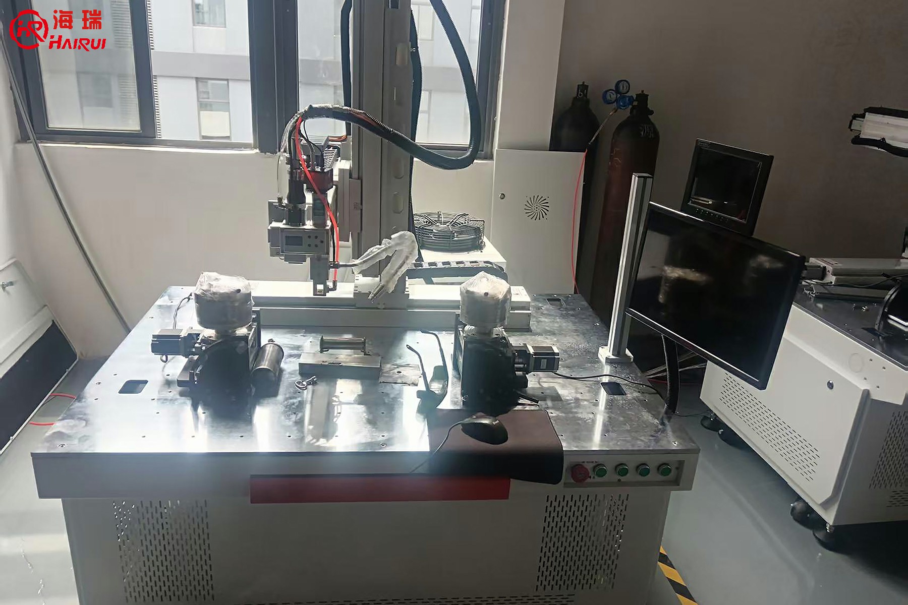 HRPLW-Platform Laser Welding Machine