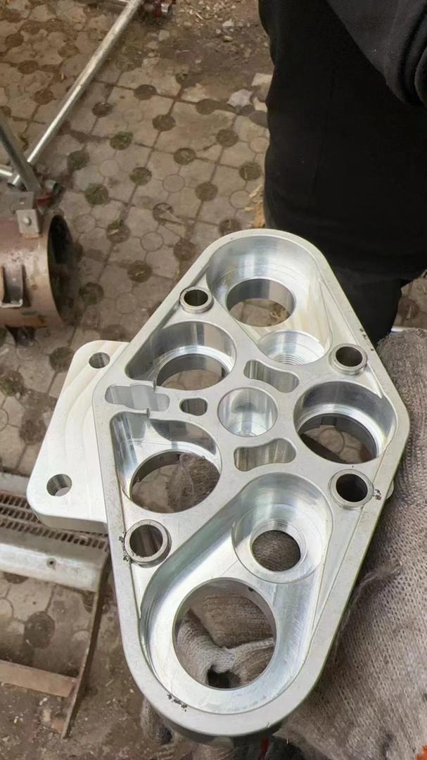 697988  6837200 Hydraulic Header Coupling