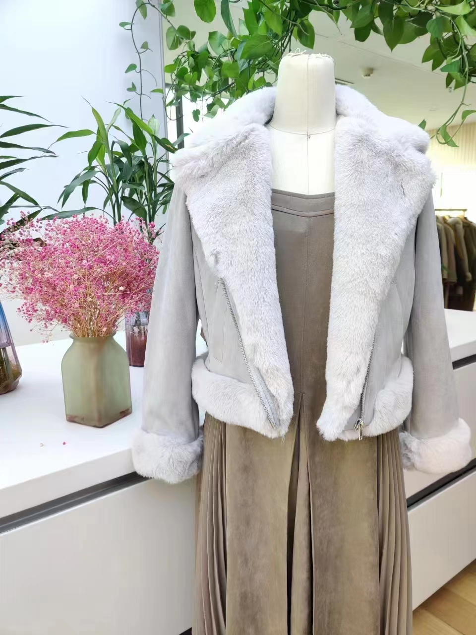Fur collar coat