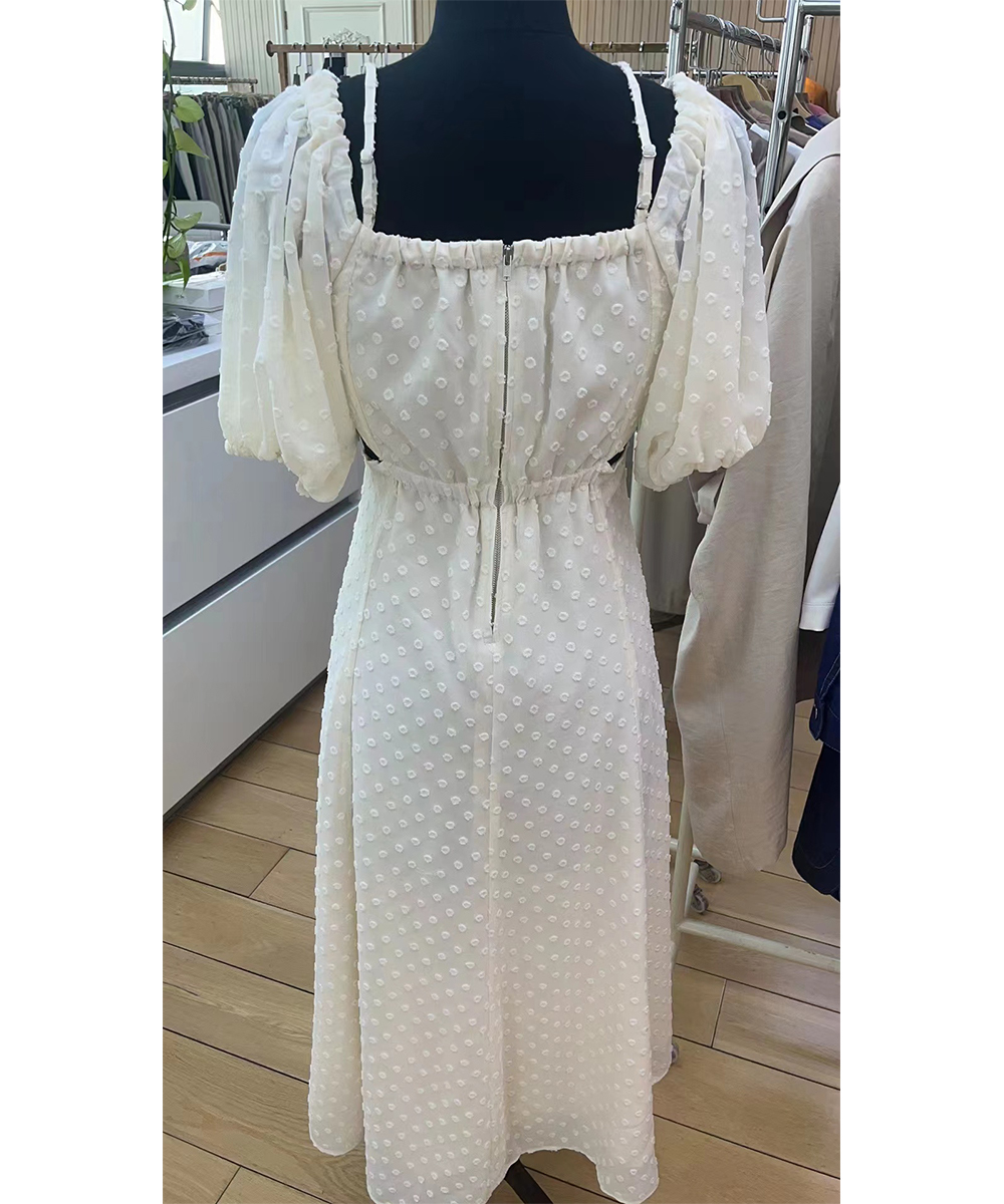 Short-sleeved dress