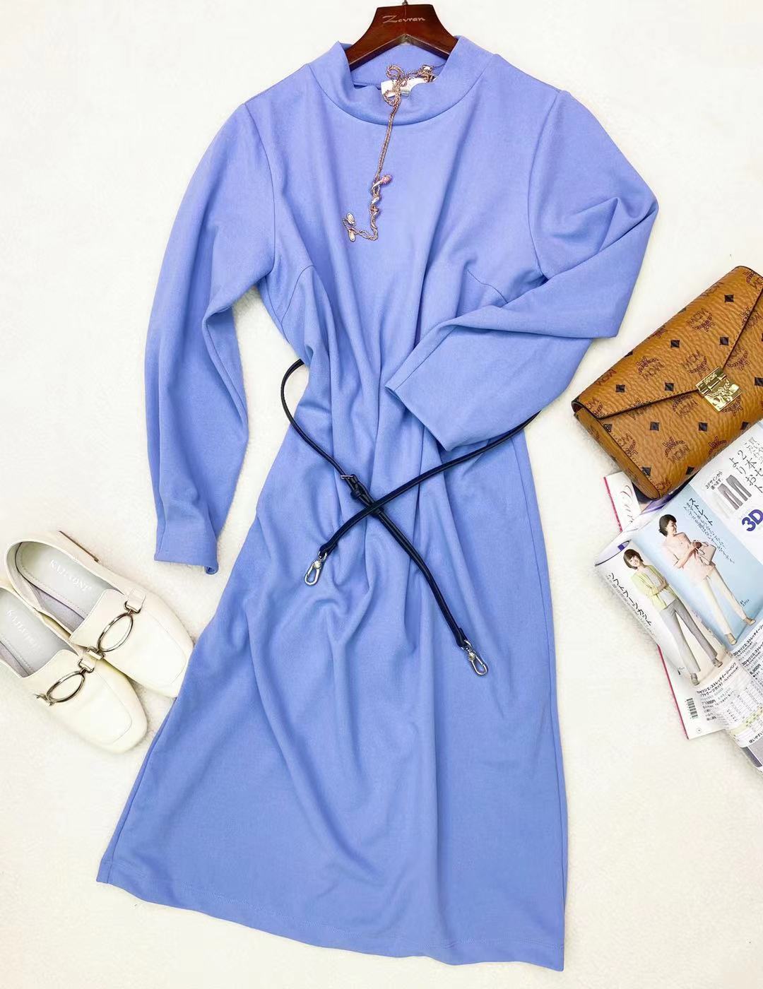 Short-sleeved dress