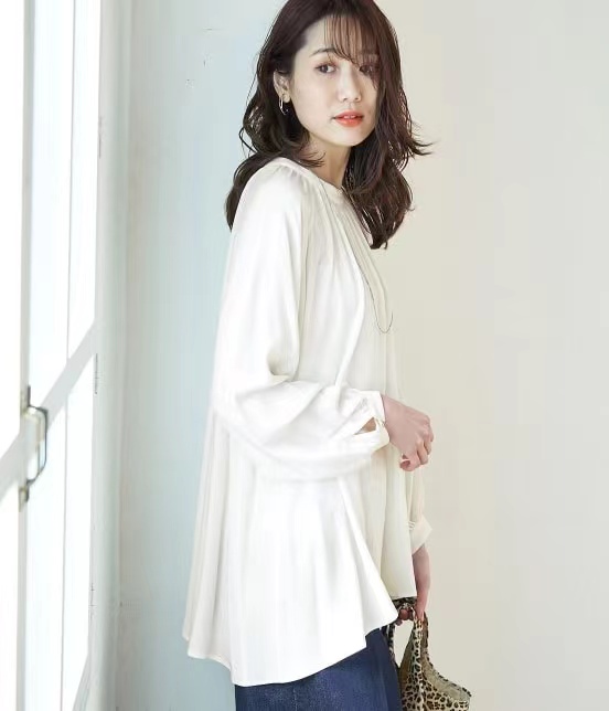 Long sleeve blouse