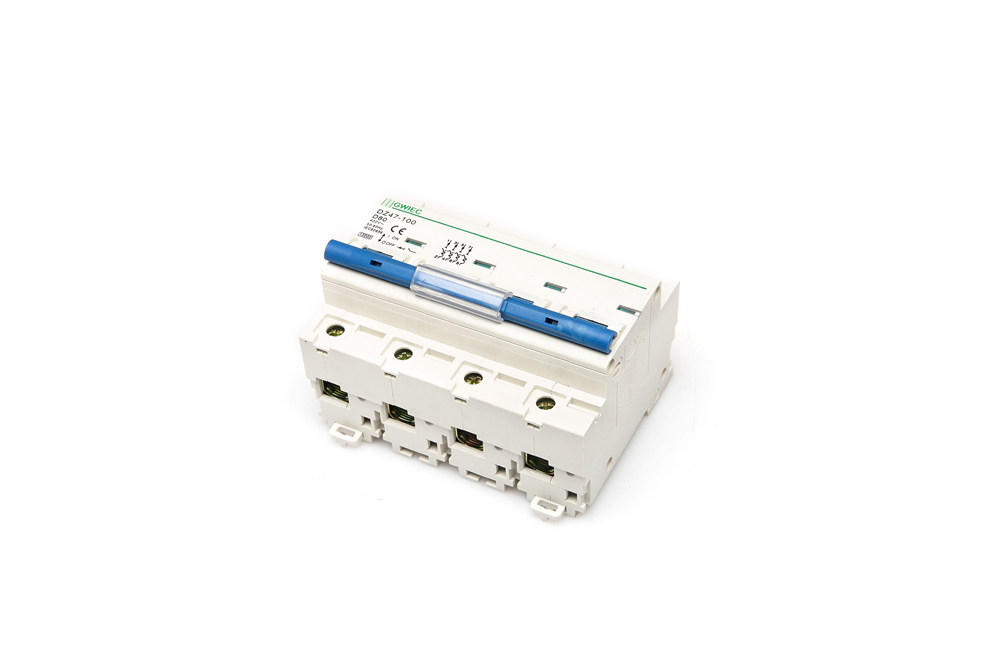DZ47-100