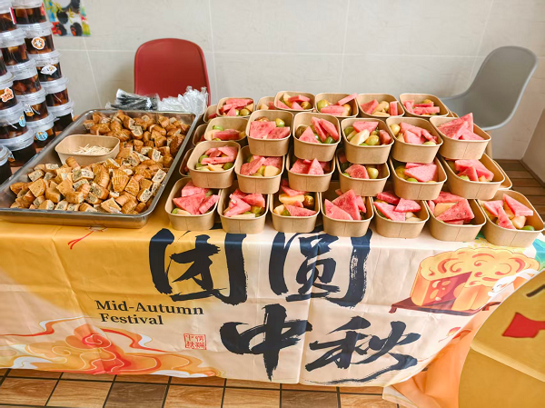 Full Moon, Warm Hearts: Acrel Canteen Celebrates Mid-Autumn Festival with Employee Food Fair
