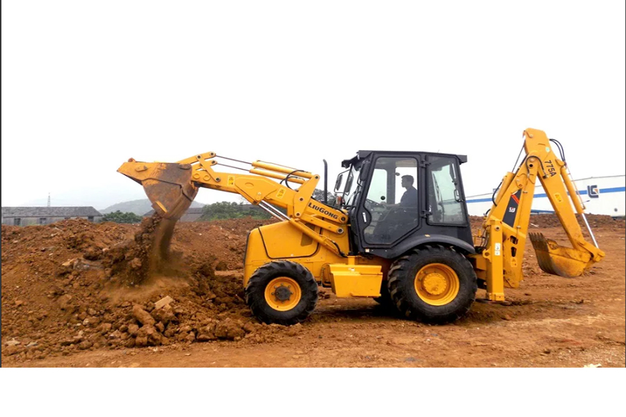 BACKHOE LOADER CLG775A