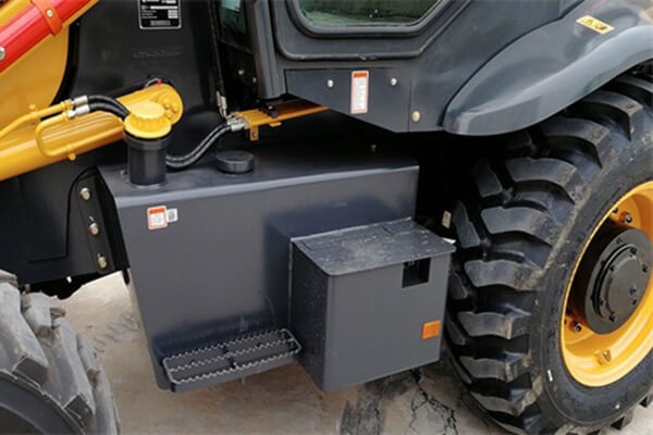 BACKHOE LOADER CLG764A