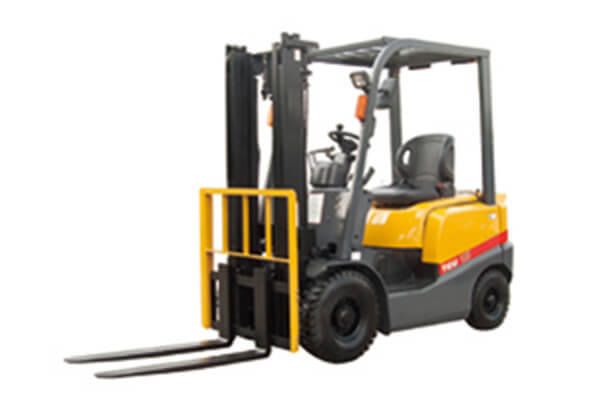 FORKLIFT TRUCK FD40