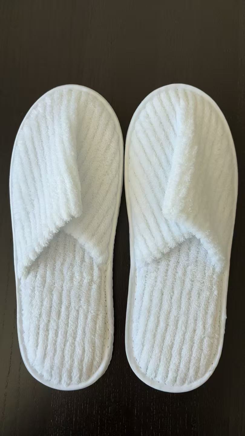 Lihaoju Wholesale White Soft  Hotel slippers