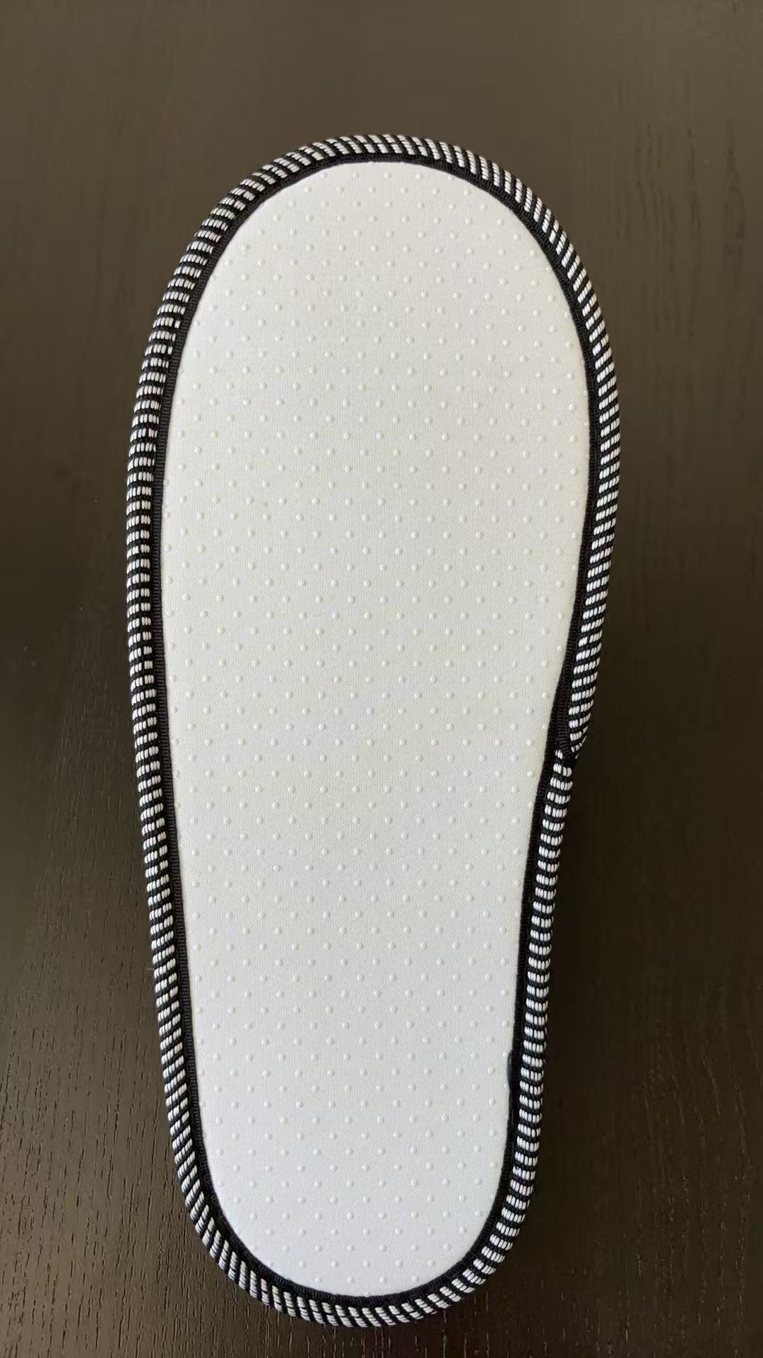 Disposable Soft slippers For Hotel Guests