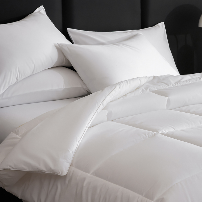 Lihaoju Supply Hotel Bedroom White Filling Duvet 100% Cotton Quilted Duvet