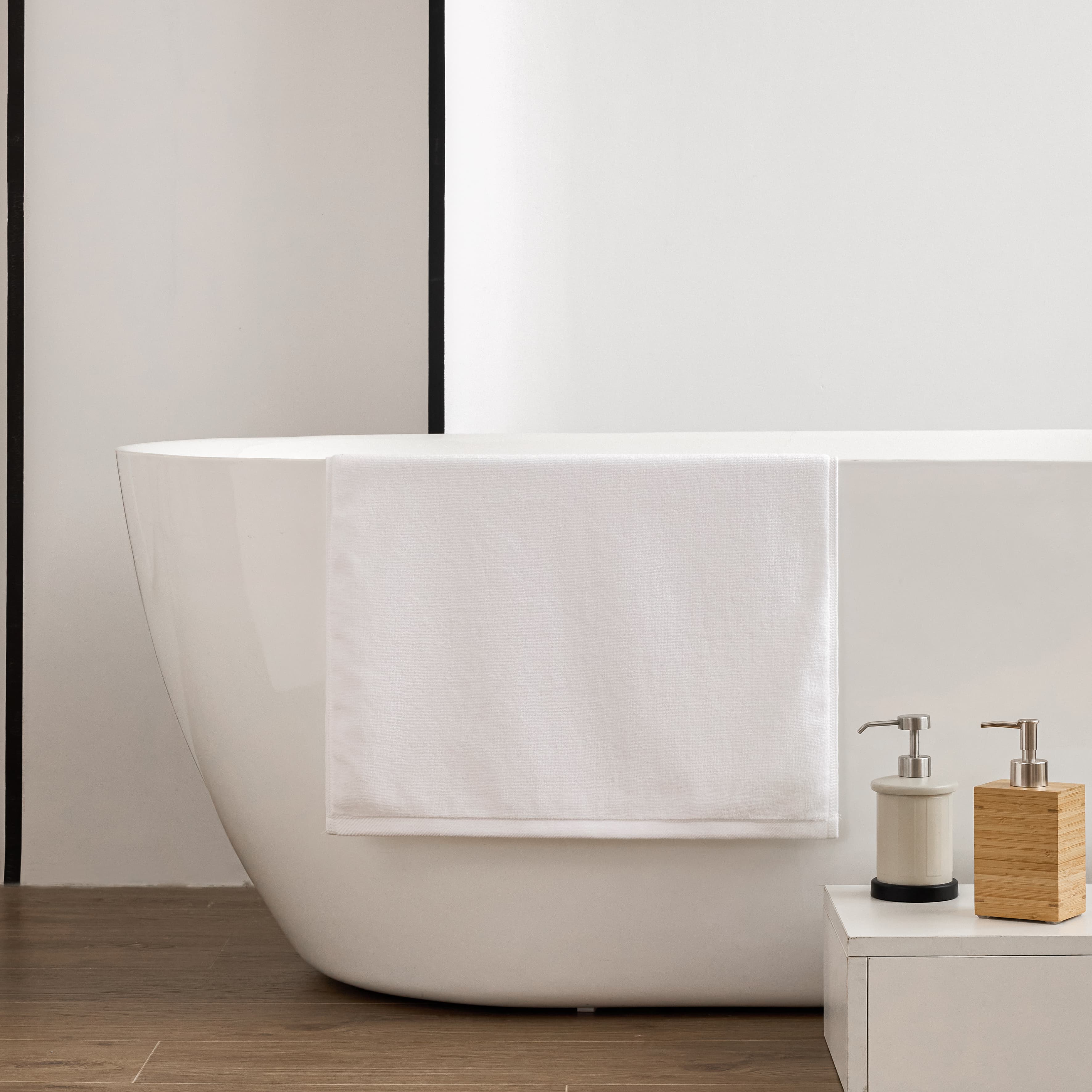 Lihaoju 100%Cotton GSM 861 Bath Mat