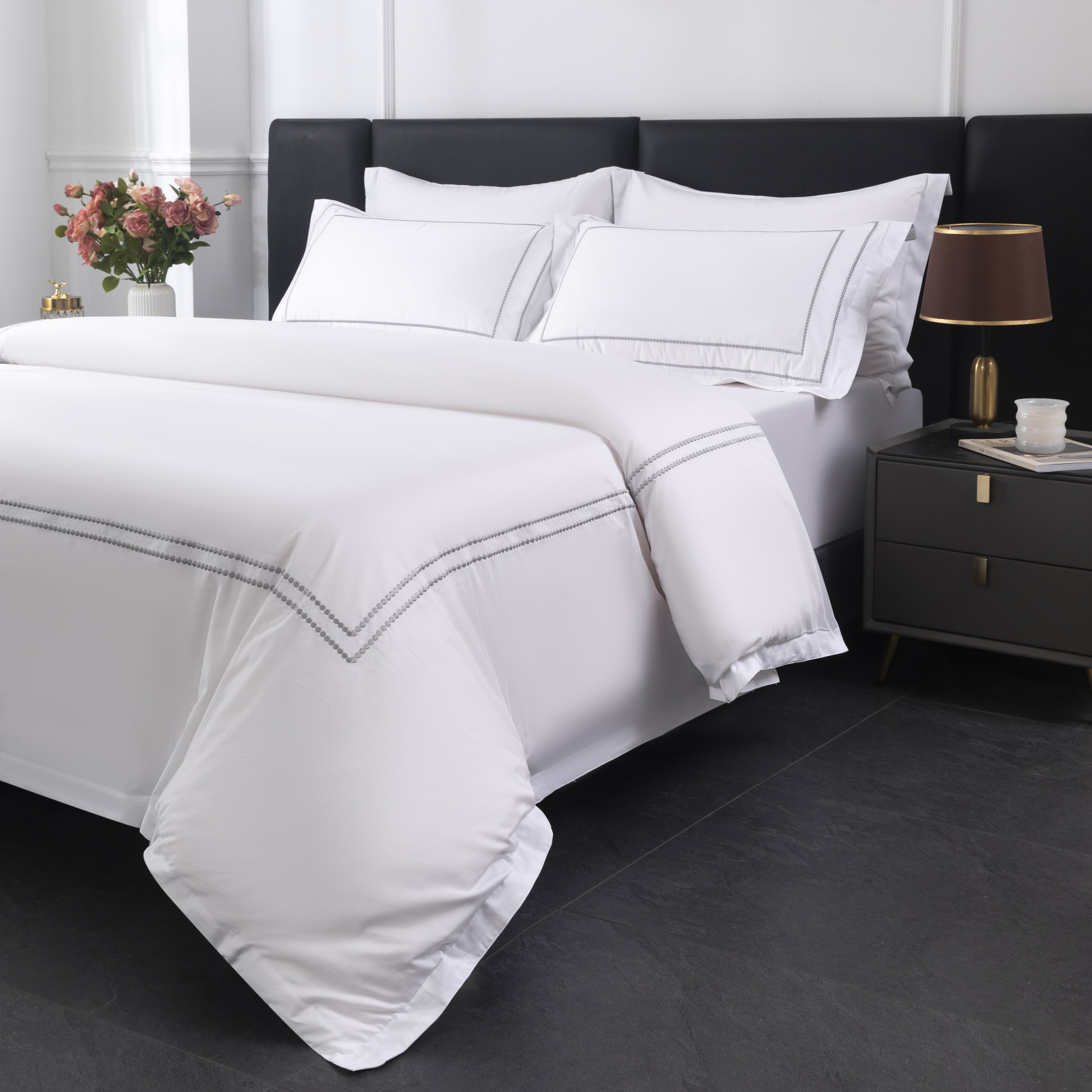 Lihaoju Wholesale Embroidery Bedding Sets