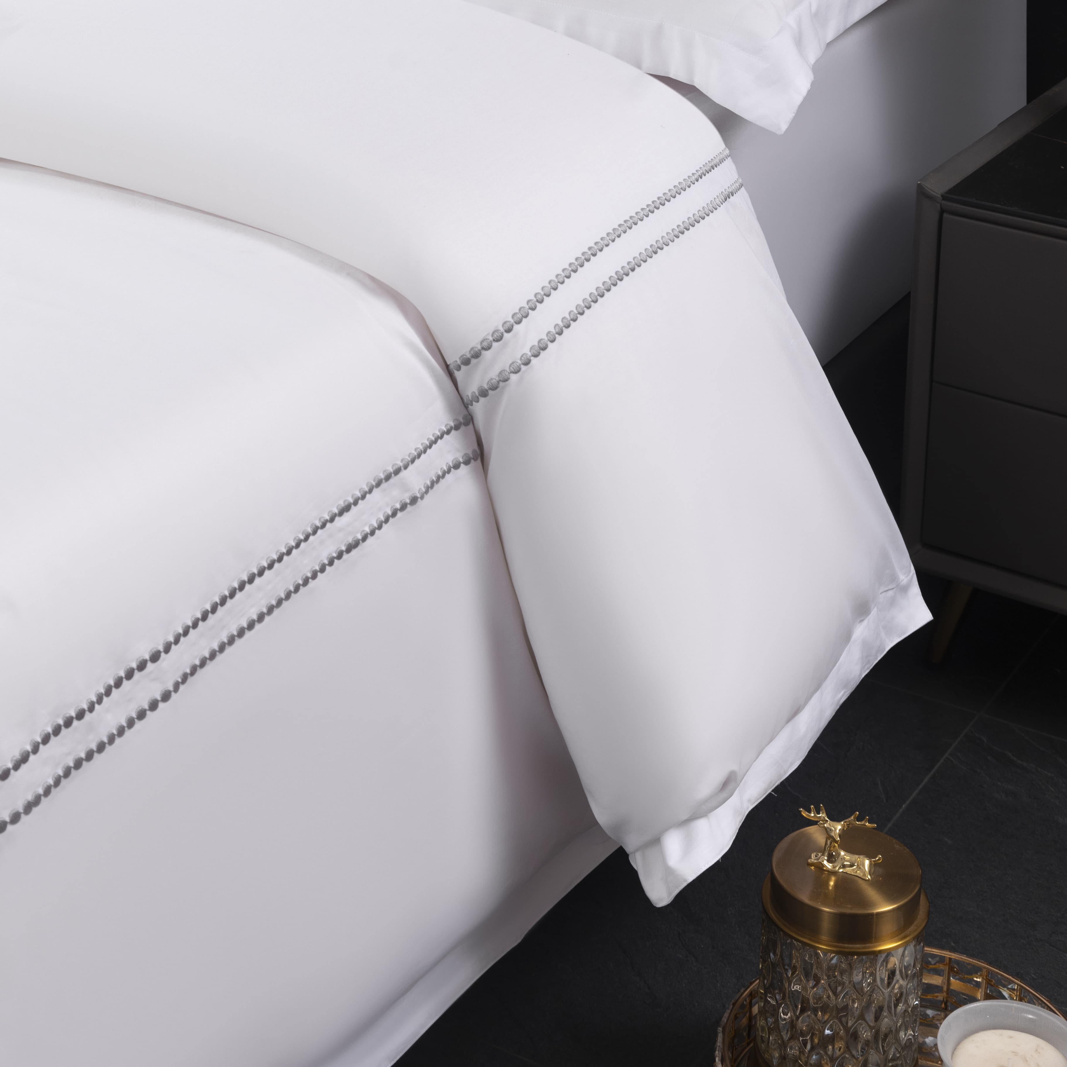 Lihaoju Wholesale Embroidery Bedding Sets