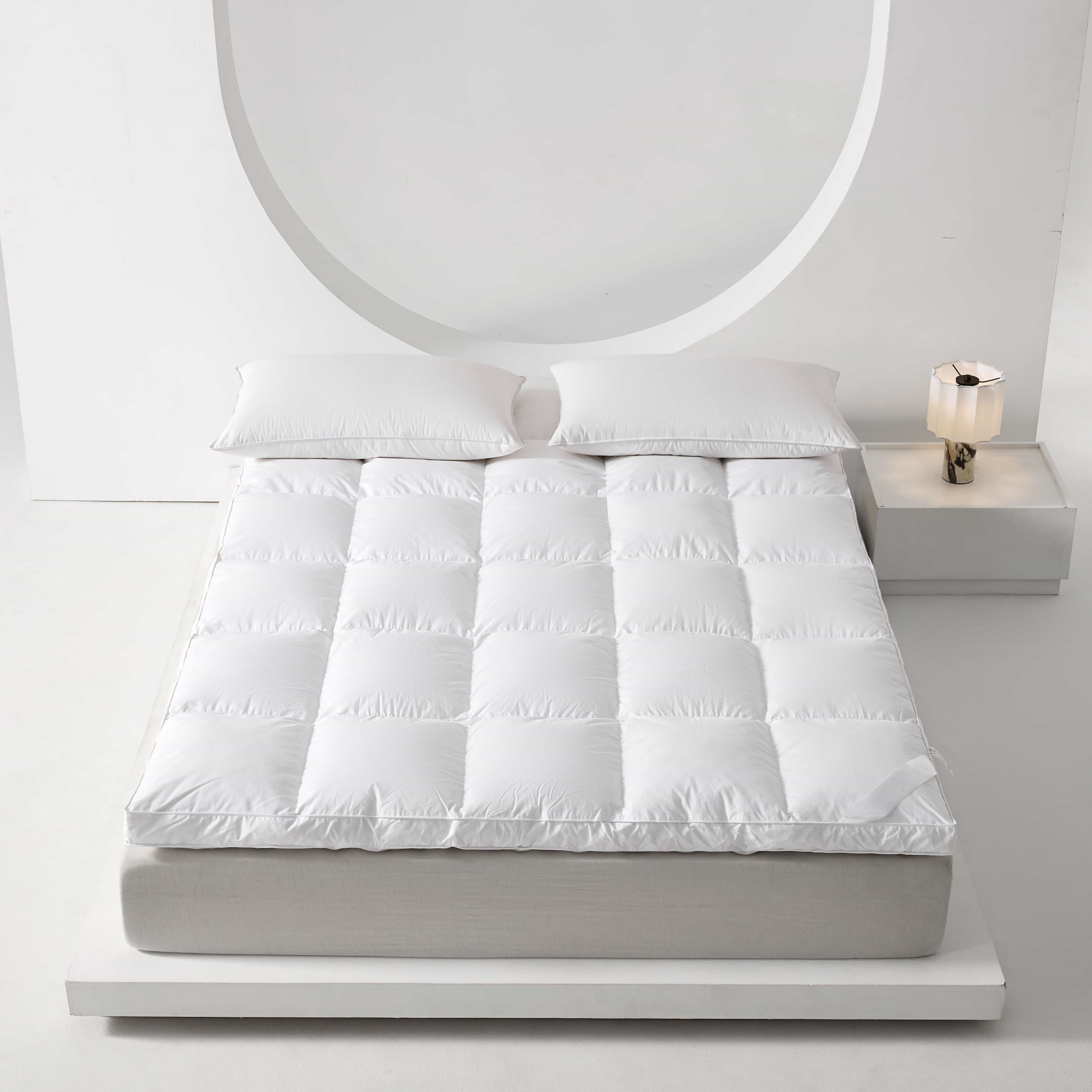 Wholesale High-Quailty Down Mattress Topper