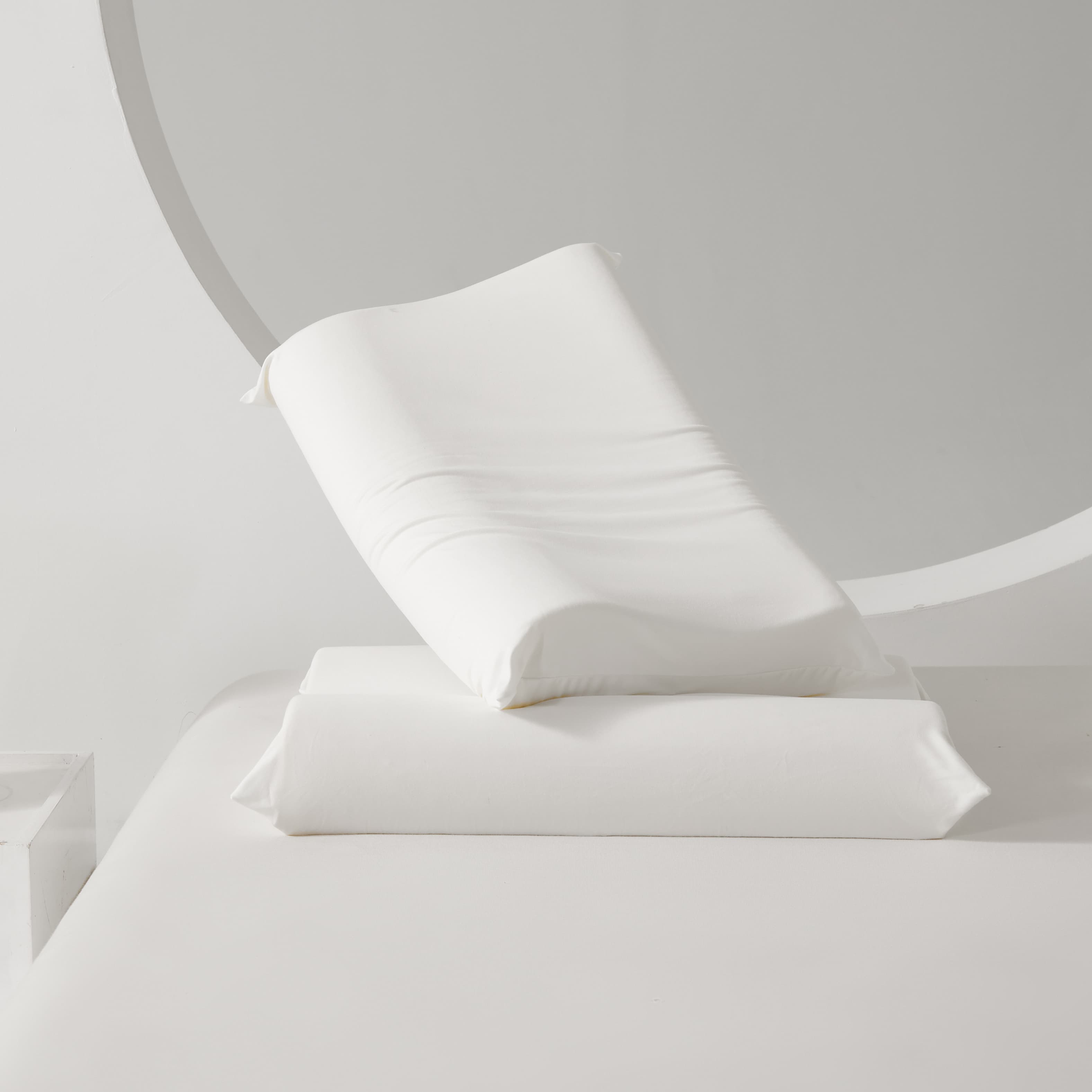 Lihaoju Slow Rebound Memory Foam Pillow