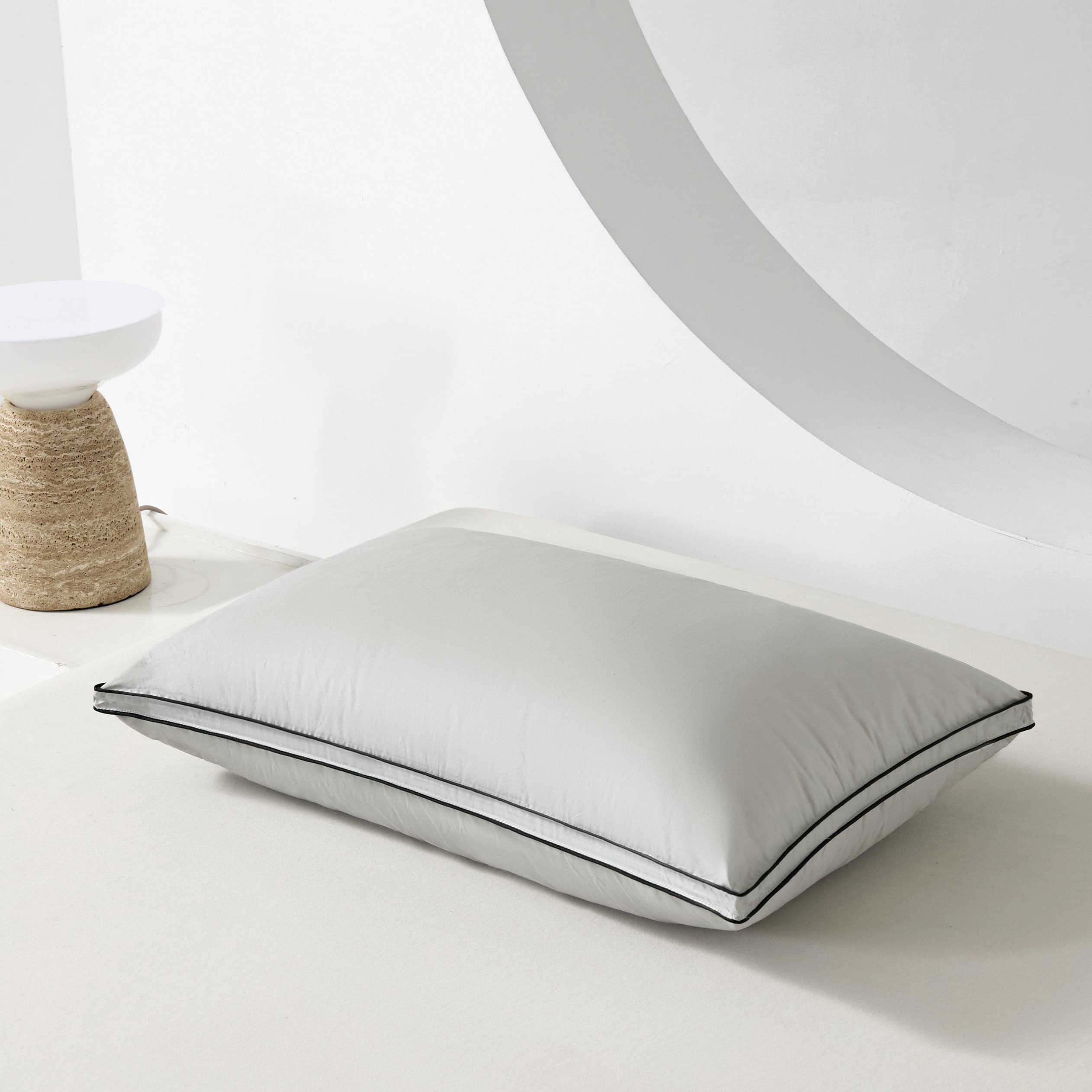 Four Season Soft Lace Fiber Pillow