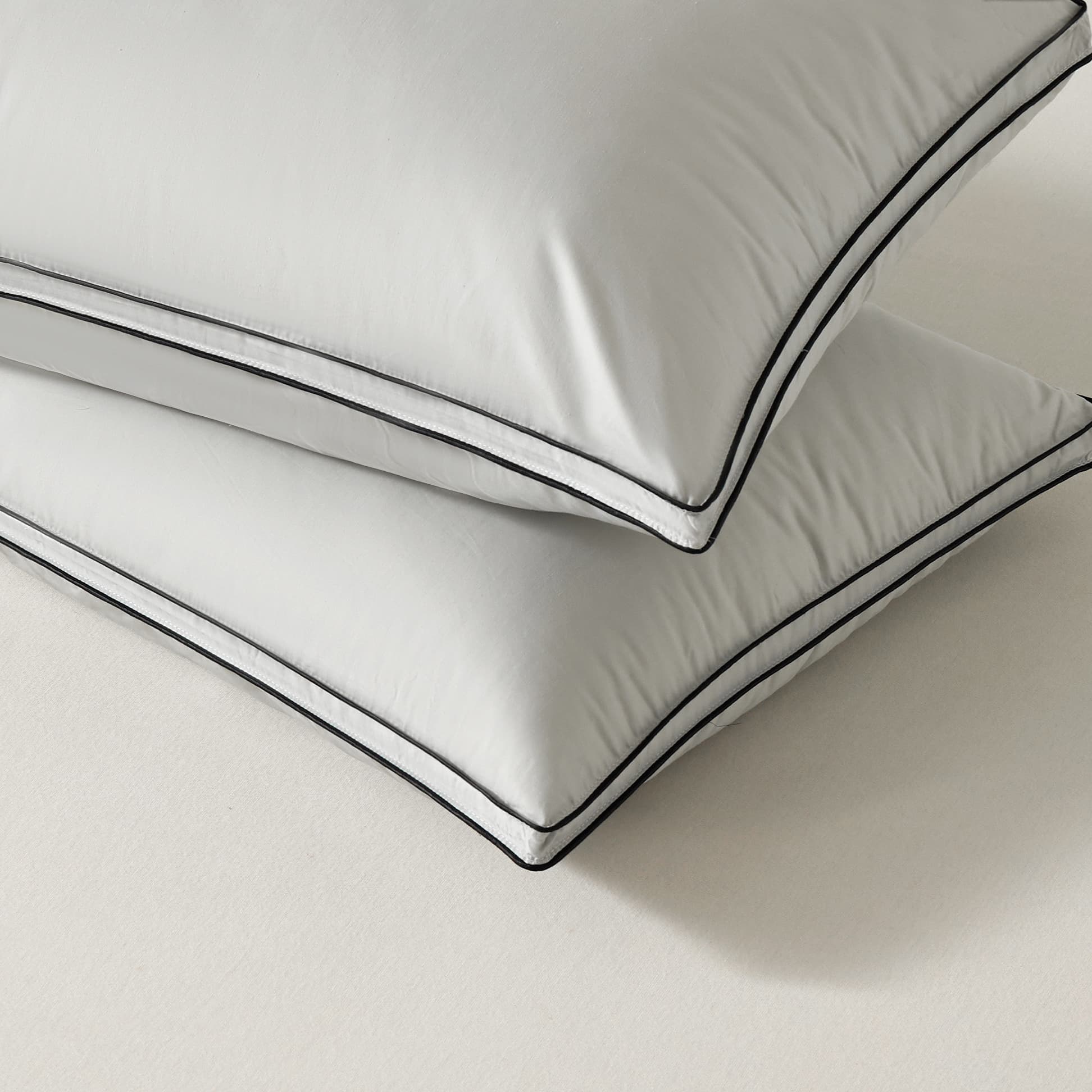 Four Season Soft Lace Fiber Pillow