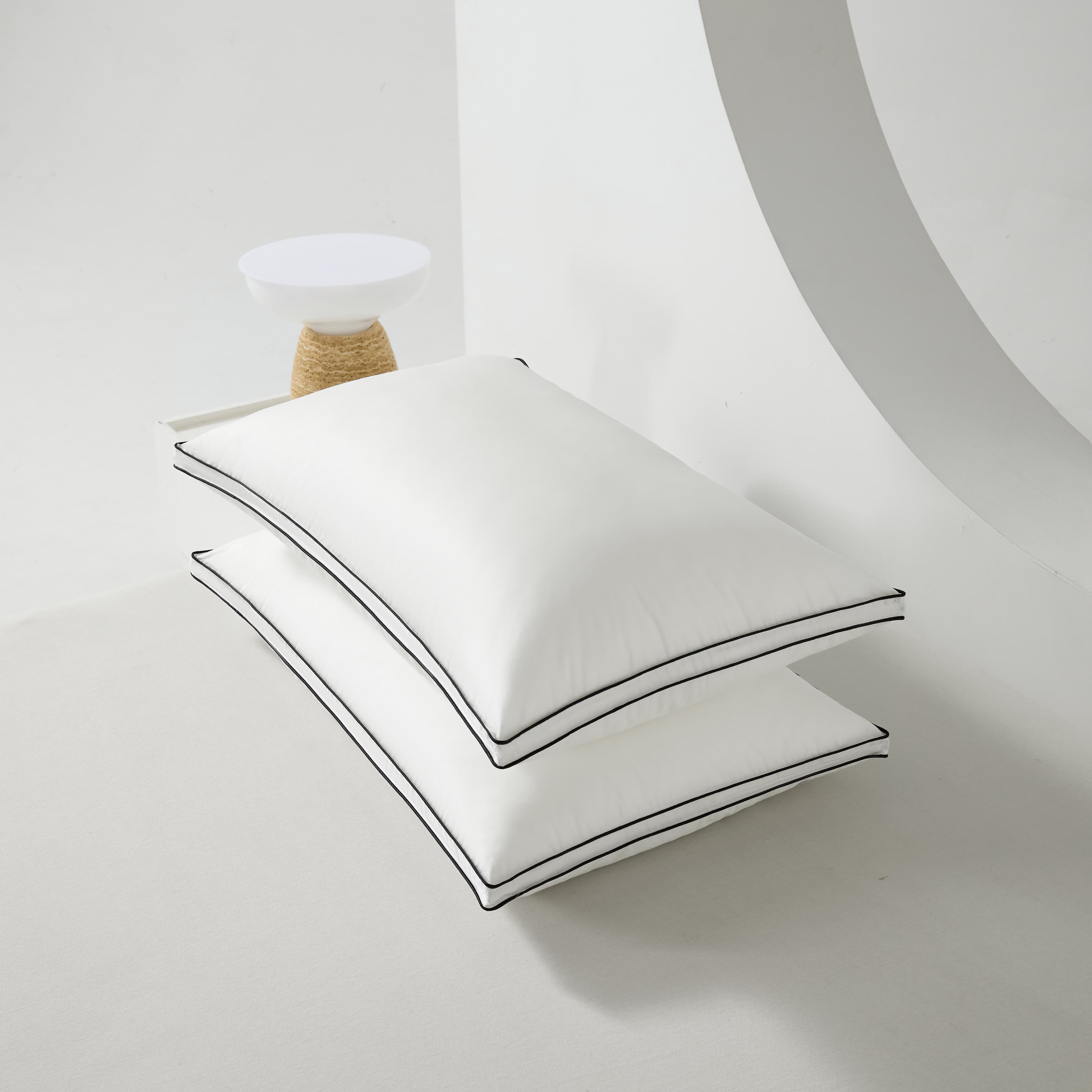 Four Season Soft Lace Fiber Pillow