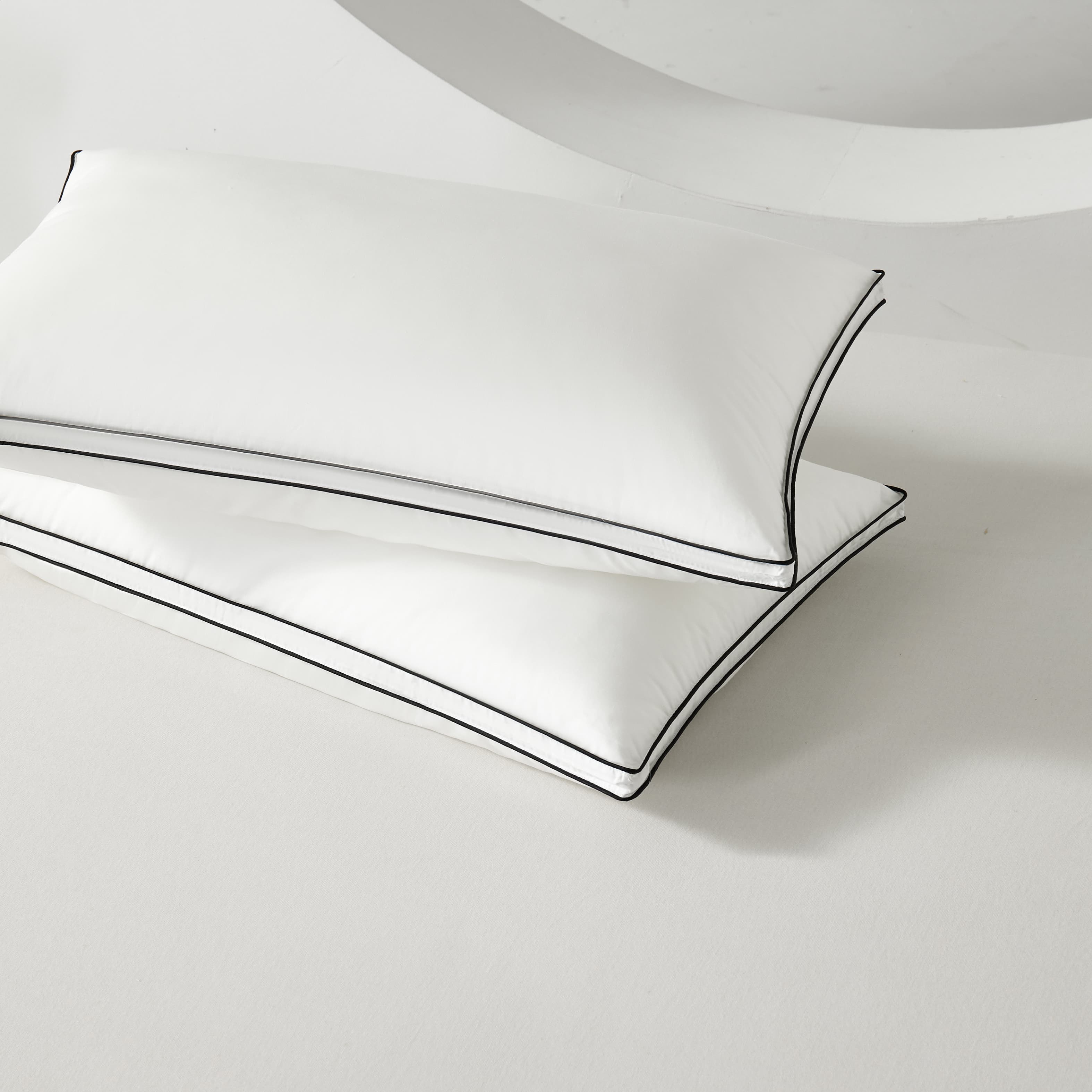 Four Season Soft Lace Fiber Pillow