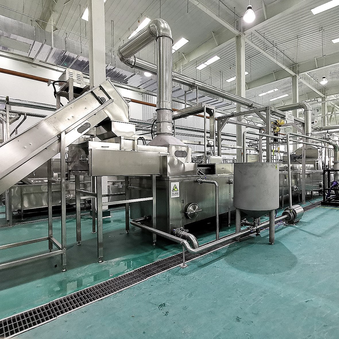 Полностью автоматическая линия по производству финикового сока для проекта ключей: технические трудности и применение новых технологий для глубокого анализа