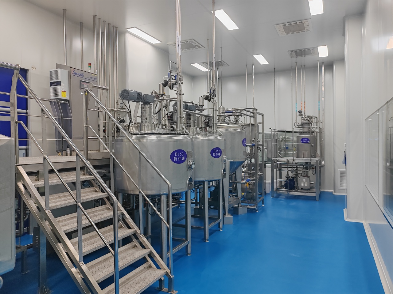 Oral liquid production line
