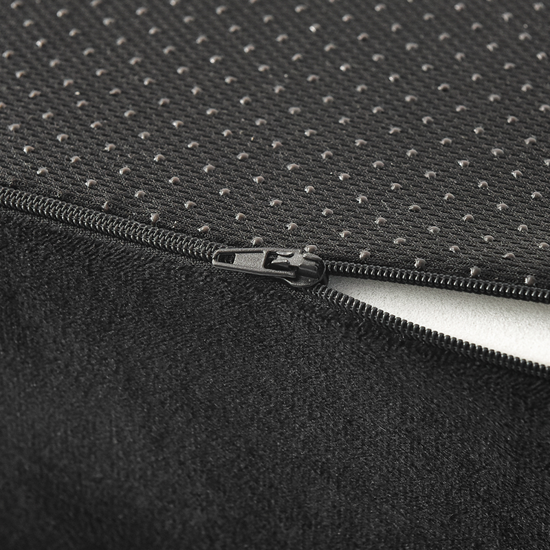Multi-kinetic Hip Pillow