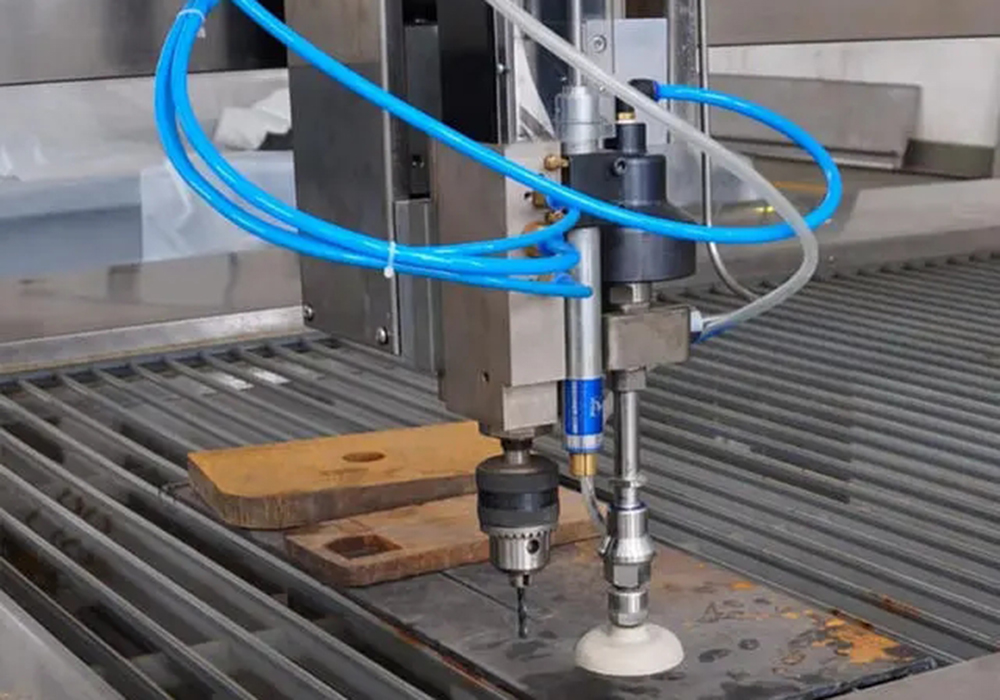 Cutting Head with Drilling Function
