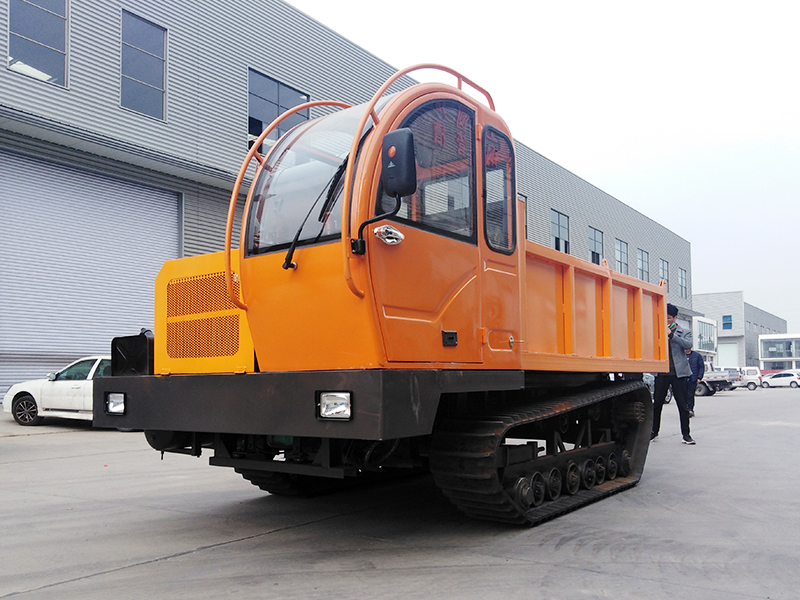 Crawler transporters are the better choice for short hauls in mountain orchards