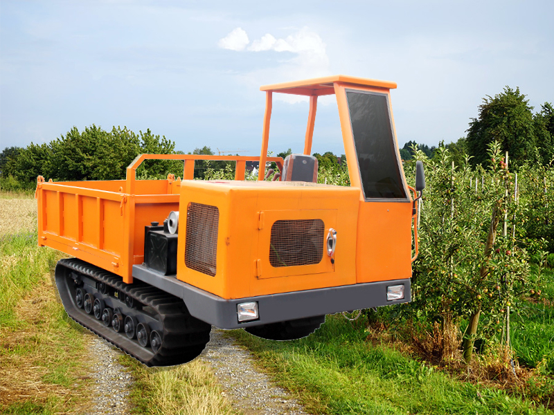 What are the manifestations of engine failure in agricultural tracked transporters?