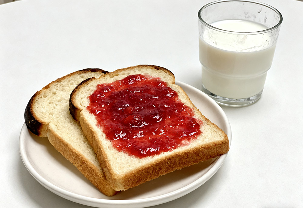 Strawberry jam toast 