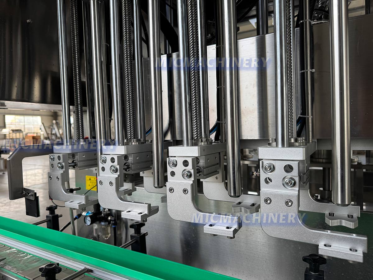  Liquid Soap Filling Machine L-shaped Fixed Clip