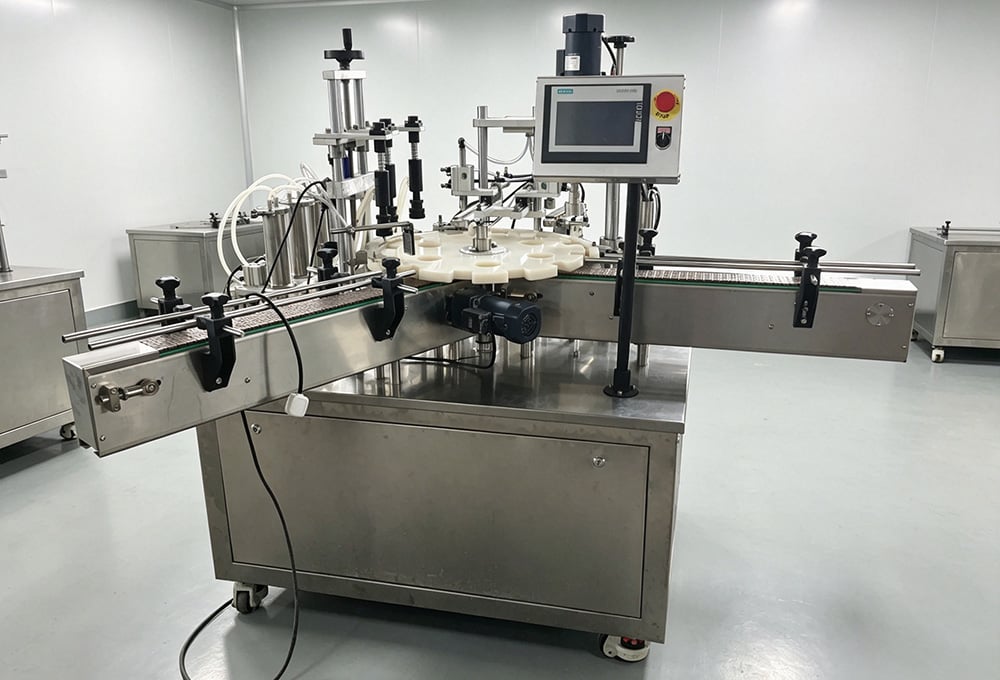 Vacuum perfume filling equipment